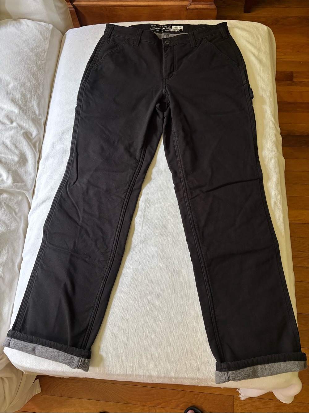 Carhartt Women’s Fleece Lined Black, size 8, Cargo Work Pants with Logo Patch - Picture 4 of 5